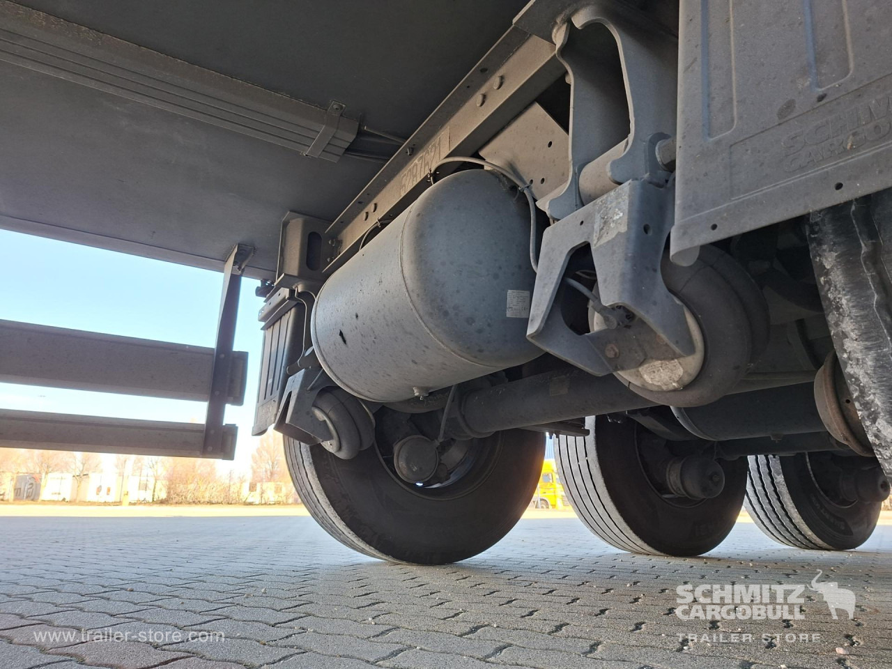 SCHMITZ Reefer Multitemp - Naczepa izotermiczna: zdjęcie 4 SCHMITZ Reefer Multitemp - Naczepa izotermiczna: zdjęcie 4