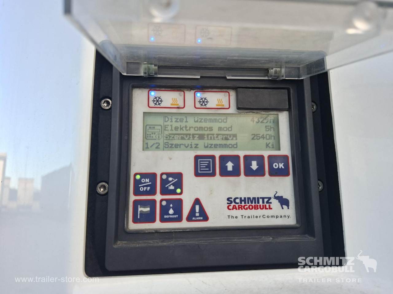 SCHMITZ Reefer Multitemp - Naczepa izotermiczna: zdjęcie 4 SCHMITZ Reefer Multitemp - Naczepa izotermiczna: zdjęcie 4