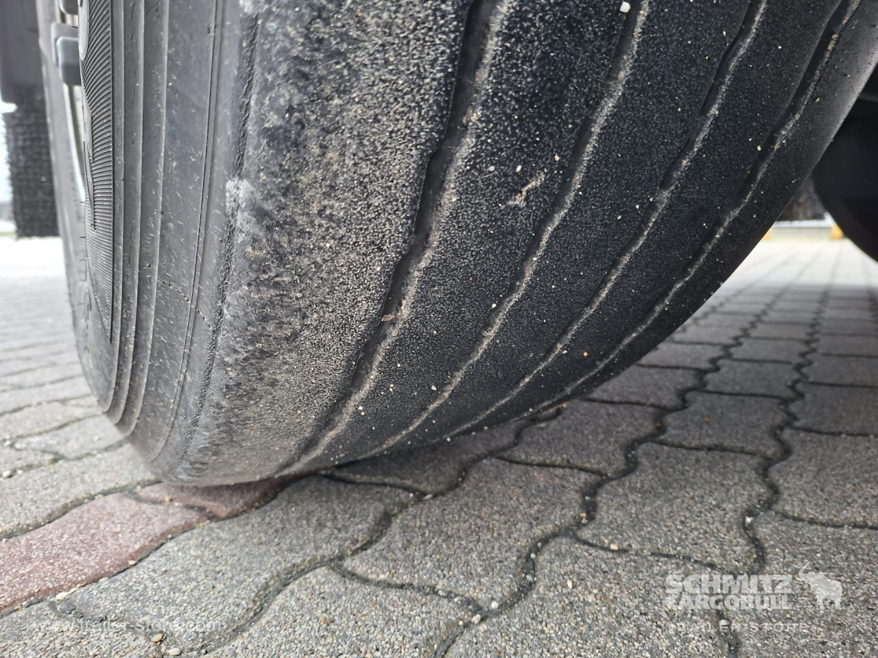 SCHMITZ Reefer Multitemp - Naczepa izotermiczna: zdjęcie 3 SCHMITZ Reefer Multitemp - Naczepa izotermiczna: zdjęcie 3