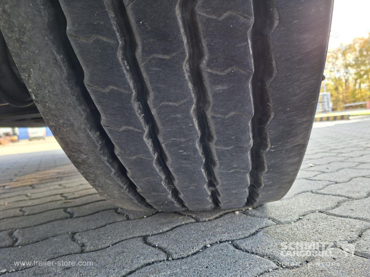 SCHMITZ Reefer Multitemp - Naczepa izotermiczna: zdjęcie 4 SCHMITZ Reefer Multitemp - Naczepa izotermiczna: zdjęcie 4