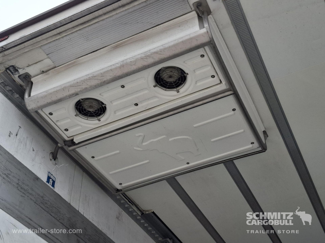 SCHMITZ Reefer Multitemp - Naczepa izotermiczna: zdjęcie 3 SCHMITZ Reefer Multitemp - Naczepa izotermiczna: zdjęcie 3