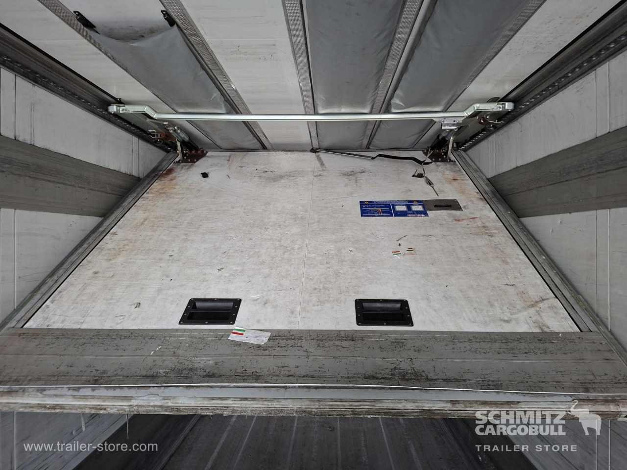 SCHMITZ Reefer Multitemp - Naczepa izotermiczna: zdjęcie 2 SCHMITZ Reefer Multitemp - Naczepa izotermiczna: zdjęcie 2