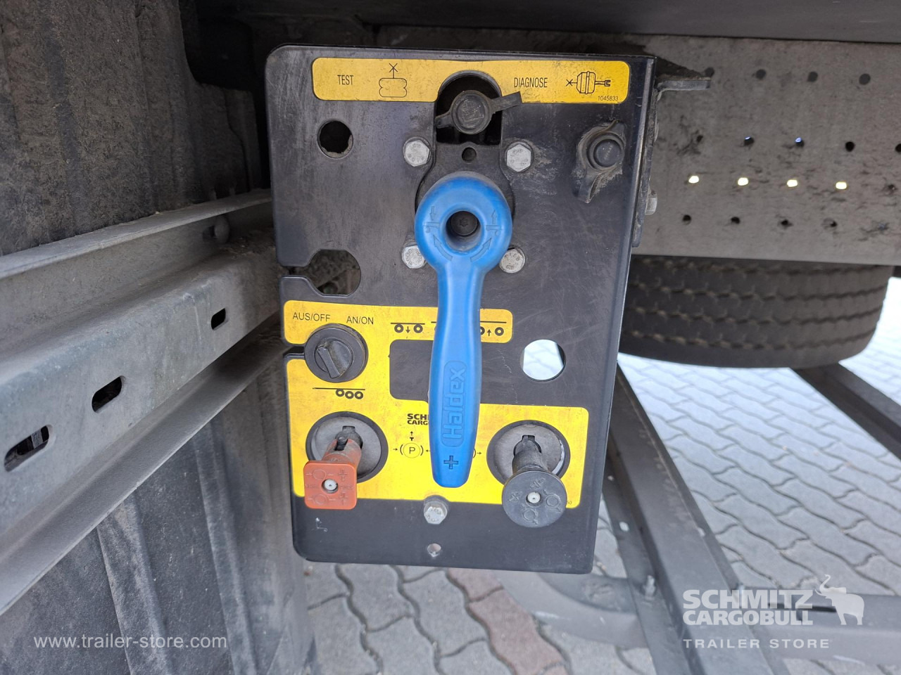 SCHMITZ Reefer Multitemp - Naczepa izotermiczna: zdjęcie 3 SCHMITZ Reefer Multitemp - Naczepa izotermiczna: zdjęcie 3