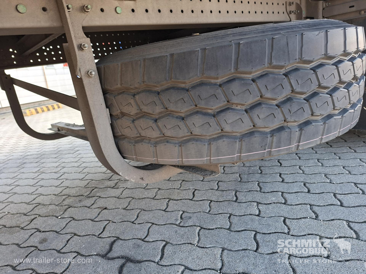 SCHMITZ Reefer Multitemp - Naczepa izotermiczna: zdjęcie 5 SCHMITZ Reefer Multitemp - Naczepa izotermiczna: zdjęcie 5