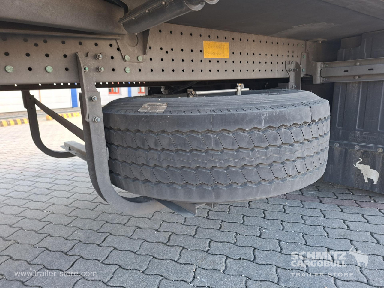 SCHMITZ Reefer Multitemp - Naczepa izotermiczna: zdjęcie 5 SCHMITZ Reefer Multitemp - Naczepa izotermiczna: zdjęcie 5