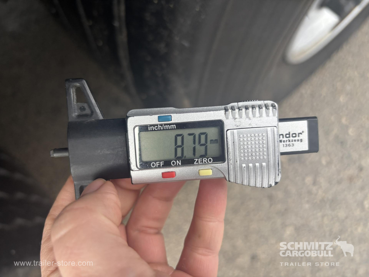 SCHMITZ Curtainsider Standard - Naczepa plandeka: zdjęcie 4 SCHMITZ Curtainsider Standard - Naczepa plandeka: zdjęcie 4