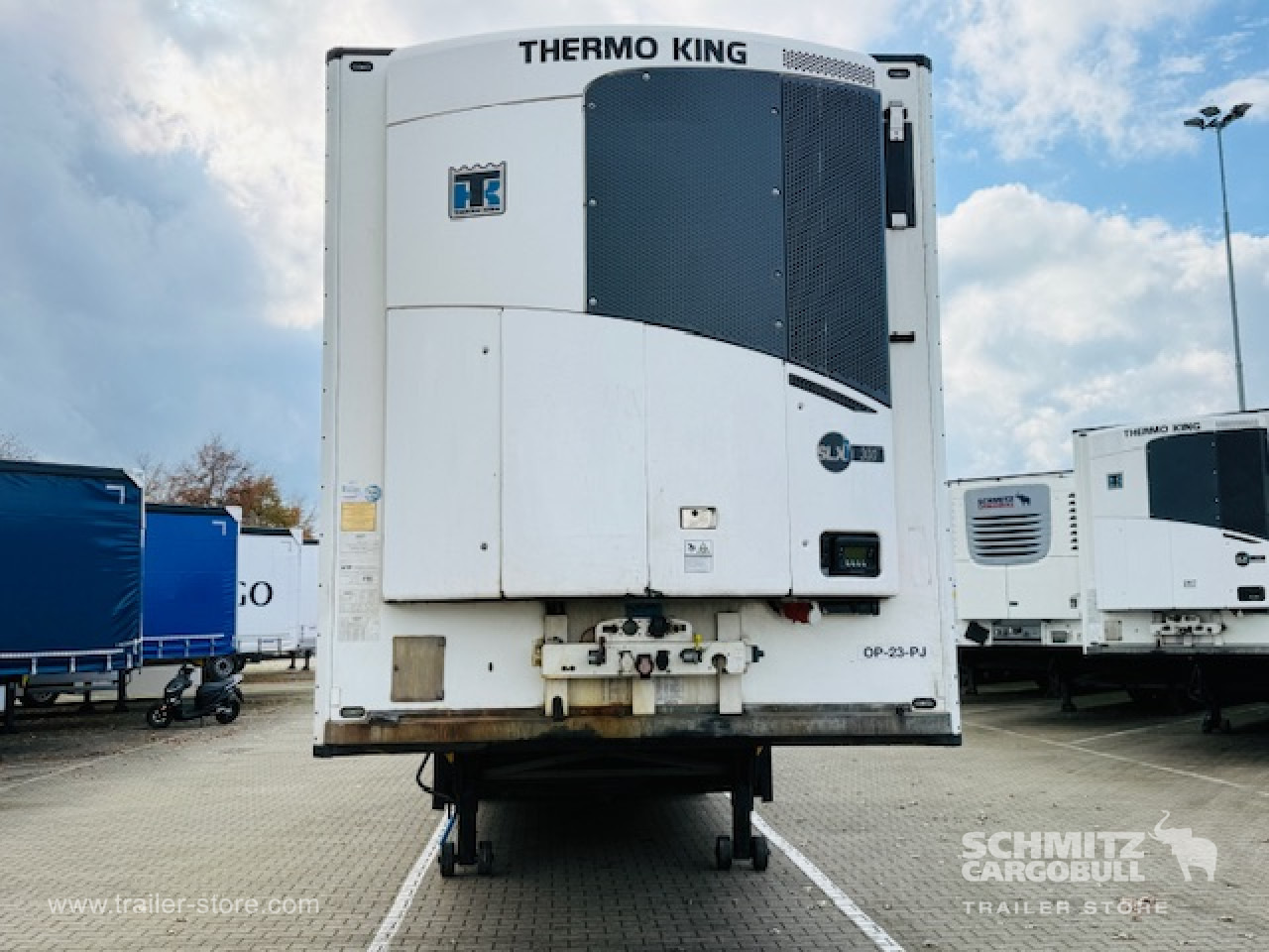 SCHMITZ Oplegger Vries Standard - Naczepa izotermiczna: zdjęcie 3 SCHMITZ Oplegger Vries Standard - Naczepa izotermiczna: zdjęcie 3
