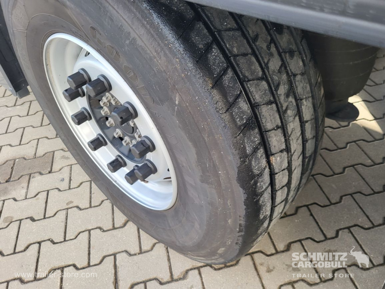 SCHMITZ Reefer Standard Double deck - Naczepa izotermiczna: zdjęcie 2 SCHMITZ Reefer Standard Double deck - Naczepa izotermiczna: zdjęcie 2