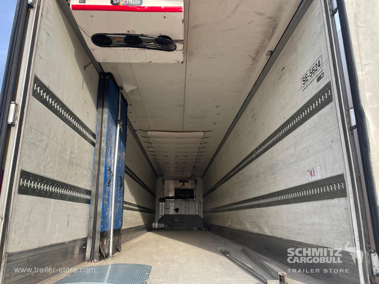 KRONE Reefer Standard - Naczepa izotermiczna: zdjęcie 3 KRONE Reefer Standard - Naczepa izotermiczna: zdjęcie 3