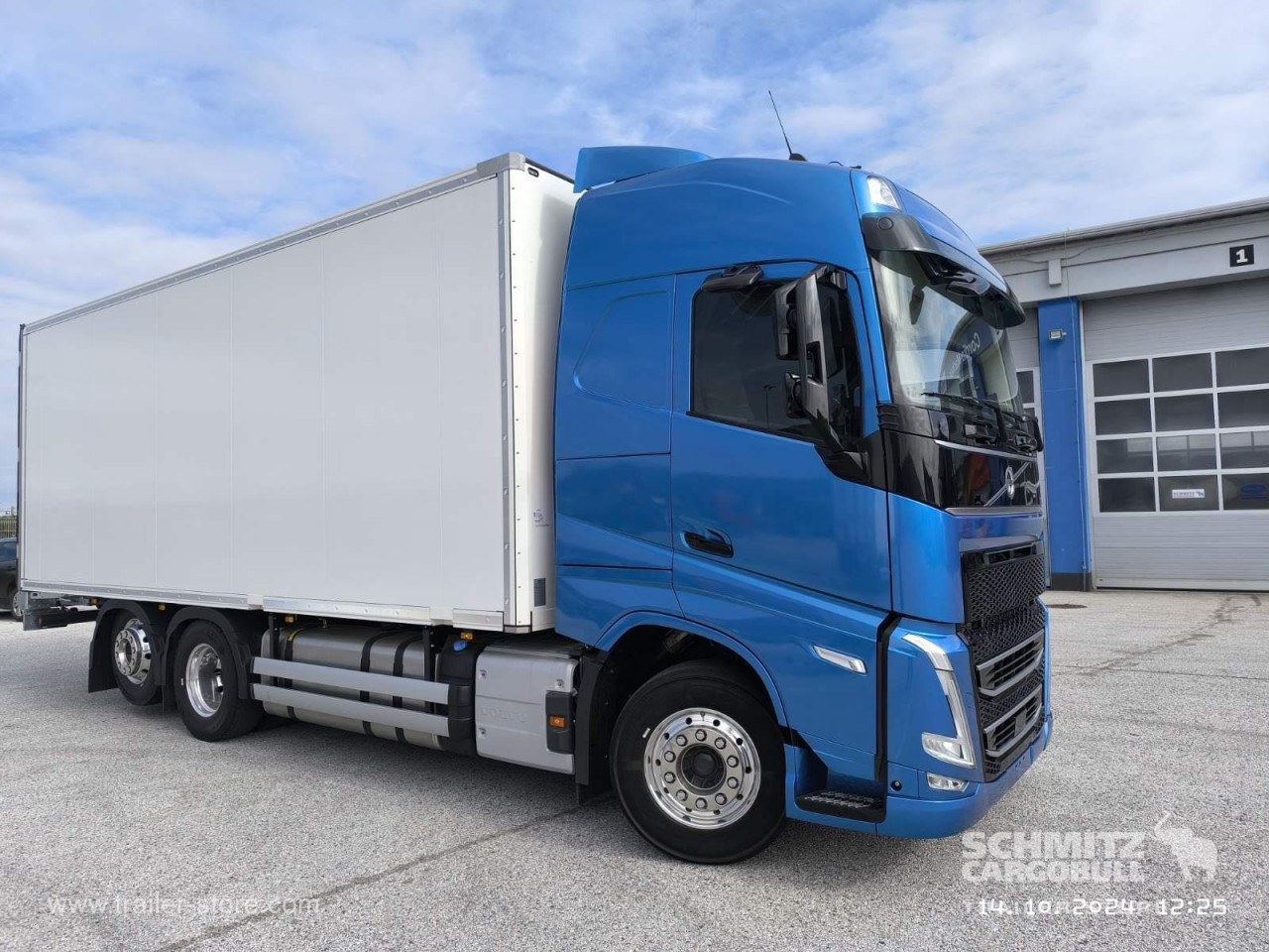 SCHMITZ Trailer Reefer Standard - Przyczepa chłodnia: zdjęcie 2 SCHMITZ Trailer Reefer Standard - Przyczepa chłodnia: zdjęcie 2