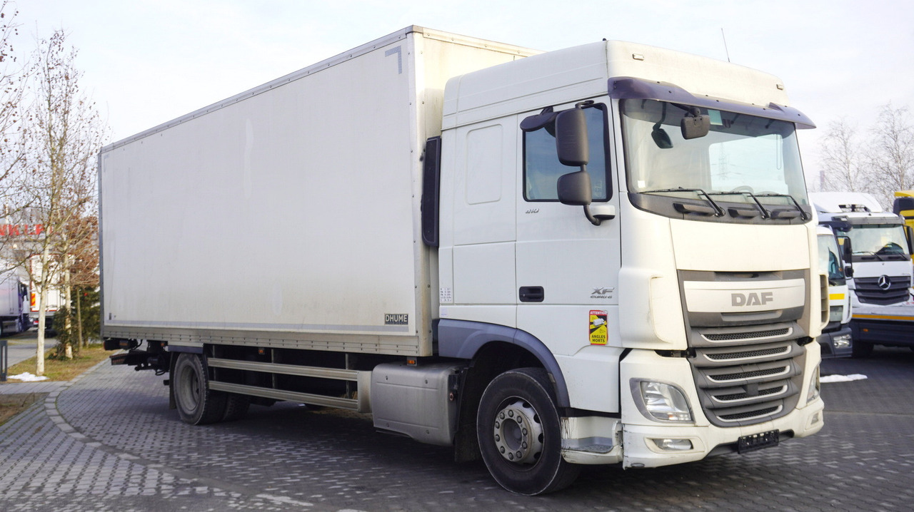 DAF XF 410 EURO 6 /410 HP / 20 EPAL / Dhollandia lift 1500 kg - Samochód ciężarowy furgon: zdjęcie 1 DAF XF 410 EURO 6 /410 HP / 20 EPAL / Dhollandia lift 1500 kg - Samochód ciężarowy furgon: zdjęcie 1