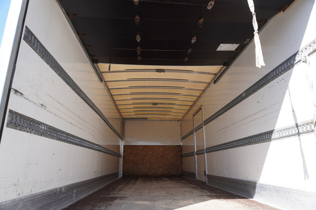 IVECO Eurocargo 120-190 / 160 thousand km !!! / Box 18 EPAL / Dhollandia lift 1500 kg - Samochód ciężarowy furgon: zdjęcie 5 IVECO Eurocargo 120-190 / 160 thousand km !!! / Box 18 EPAL / Dhollandia lift 1500 kg - Samochód ciężarowy furgon: zdjęcie 5