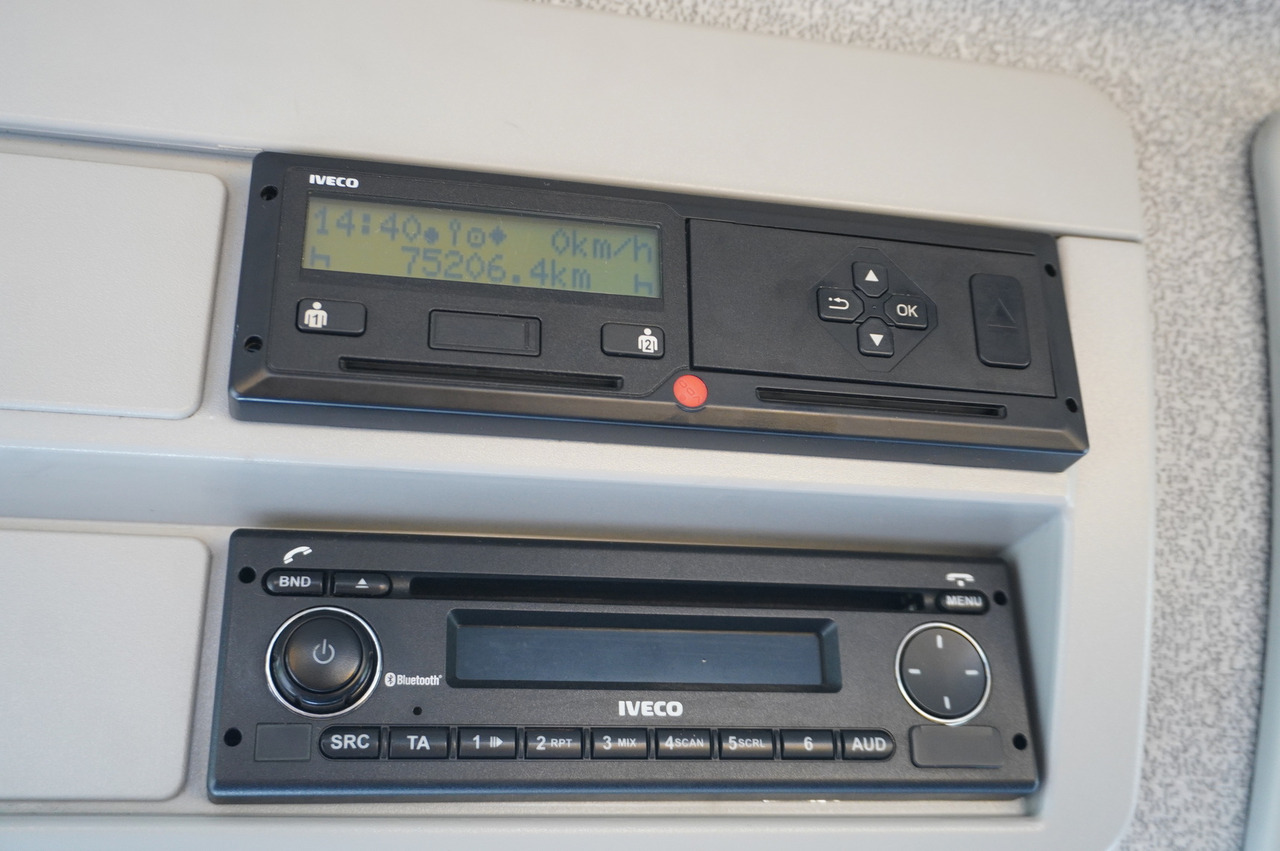 IVECO Eurocargo 160-210 / 75,000 km! / OMARS lowered tow truck platform / Fork - Ciężarówka do przewozu samochodów: zdjęcie 3 IVECO Eurocargo 160-210 / 75,000 km! / OMARS lowered tow truck platform / Fork - Ciężarówka do przewozu samochodów: zdjęcie 3