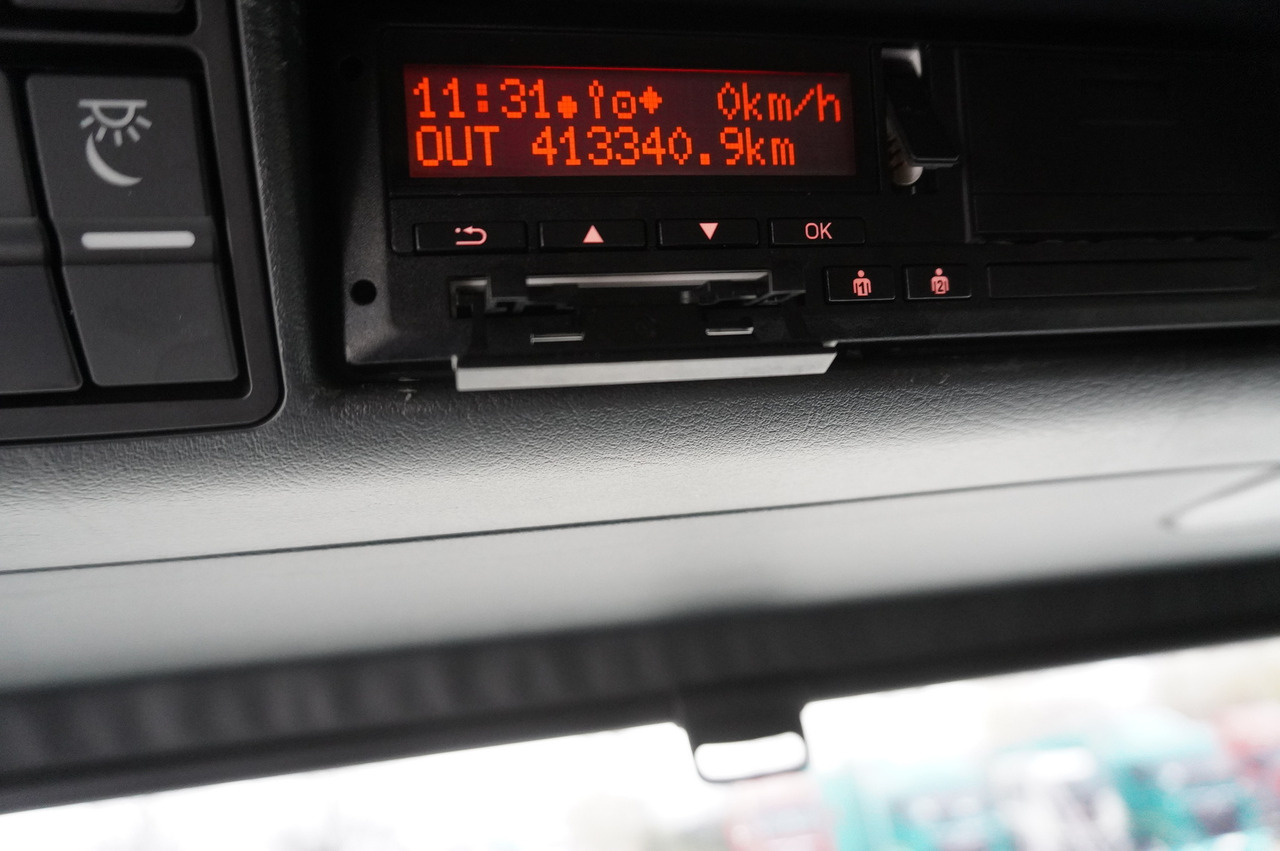 MAN TGS 35.420 8×2 / Chassis 6.4 m / 3 steered axles / 2 units - Samochód ciężarowe pod zabudowę: zdjęcie 3 MAN TGS 35.420 8×2 / Chassis 6.4 m / 3 steered axles / 2 units - Samochód ciężarowe pod zabudowę: zdjęcie 3