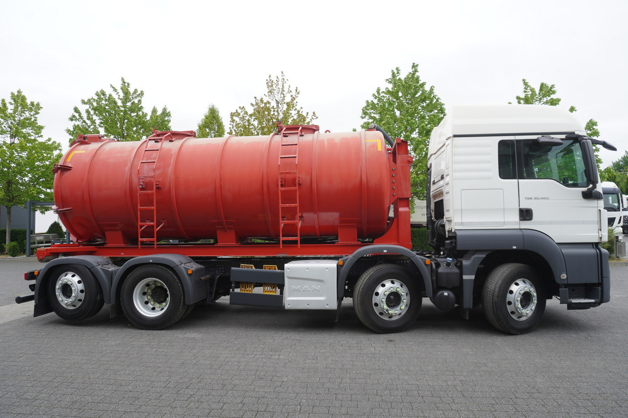 MAN TGS 35.420 8×2 / NEW septic barrel 13000 L / 3 steered axles - Samochód ciężarowy cysterna: zdjęcie 5 MAN TGS 35.420 8×2 / NEW septic barrel 13000 L / 3 steered axles - Samochód ciężarowy cysterna: zdjęcie 5