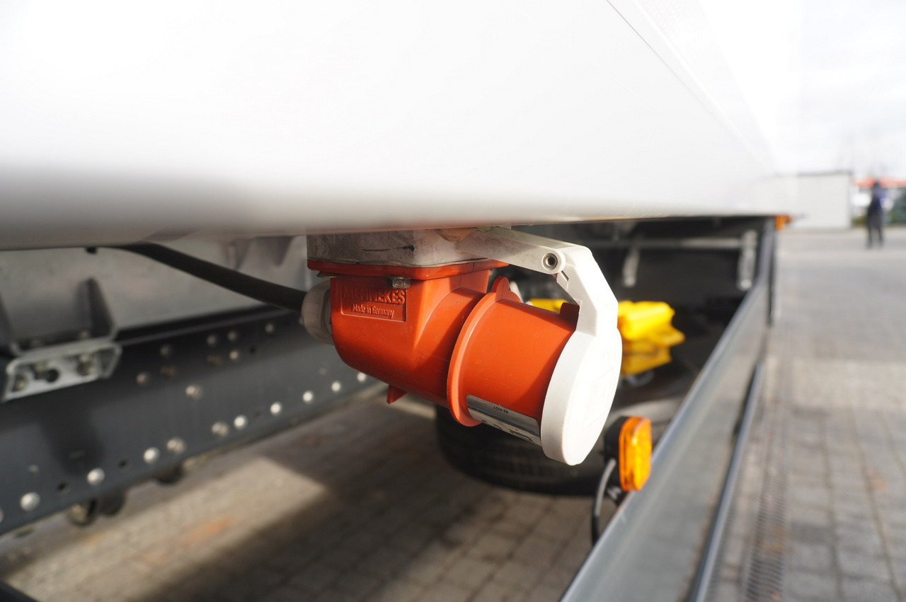 MAN TGX 26.400 / IGLOOCAR / Carrier Supra 1150 MT Silent - Samochód ciężarowy chłodnia: zdjęcie 5 MAN TGX 26.400 / IGLOOCAR / Carrier Supra 1150 MT Silent - Samochód ciężarowy chłodnia: zdjęcie 5