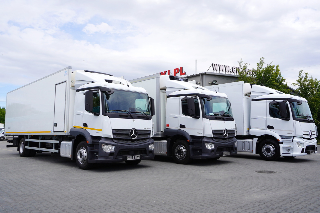 MERCEDES-BENZ Actros 1824 / Refrigerator 22 EPAL / Carrier Supra 1250 / Sleeping cabin / 3 units - Samochód ciężarowy chłodnia: zdjęcie 3 MERCEDES-BENZ Actros 1824 / Refrigerator 22 EPAL / Carrier Supra 1250 / Sleeping cabin / 3 units - Samochód ciężarowy chłodnia: zdjęcie 3