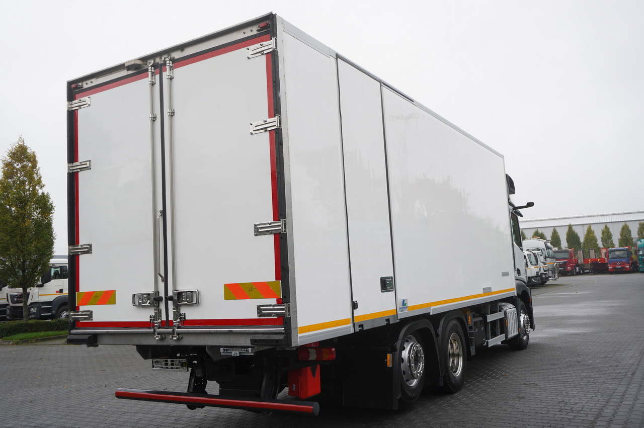 MERCEDES-BENZ Actros 2545 MP5 / Lecapitaine 18 EPAL refrigerator / Bitemperature / Carrier Supra 850 MT / ADR AT - Samochód ciężarowy chłodnia: zdjęcie 5 MERCEDES-BENZ Actros 2545 MP5 / Lecapitaine 18 EPAL refrigerator / Bitemperature / Carrier Supra 850 MT / ADR AT - Samochód ciężarowy chłodnia: zdjęcie 5