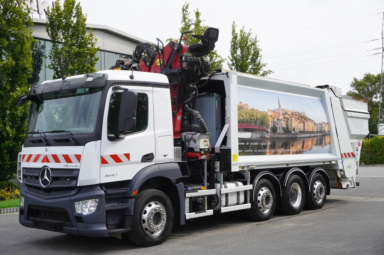 MERCEDES-BENZ Antos 3240 8x2 / Tajfun 5T crane / Farid Industries garbage truck/ 3 steered axles - Śmieciarka: zdjęcie 3 MERCEDES-BENZ Antos 3240 8x2 / Tajfun 5T crane / Farid Industries garbage truck/ 3 steered axles - Śmieciarka: zdjęcie 3