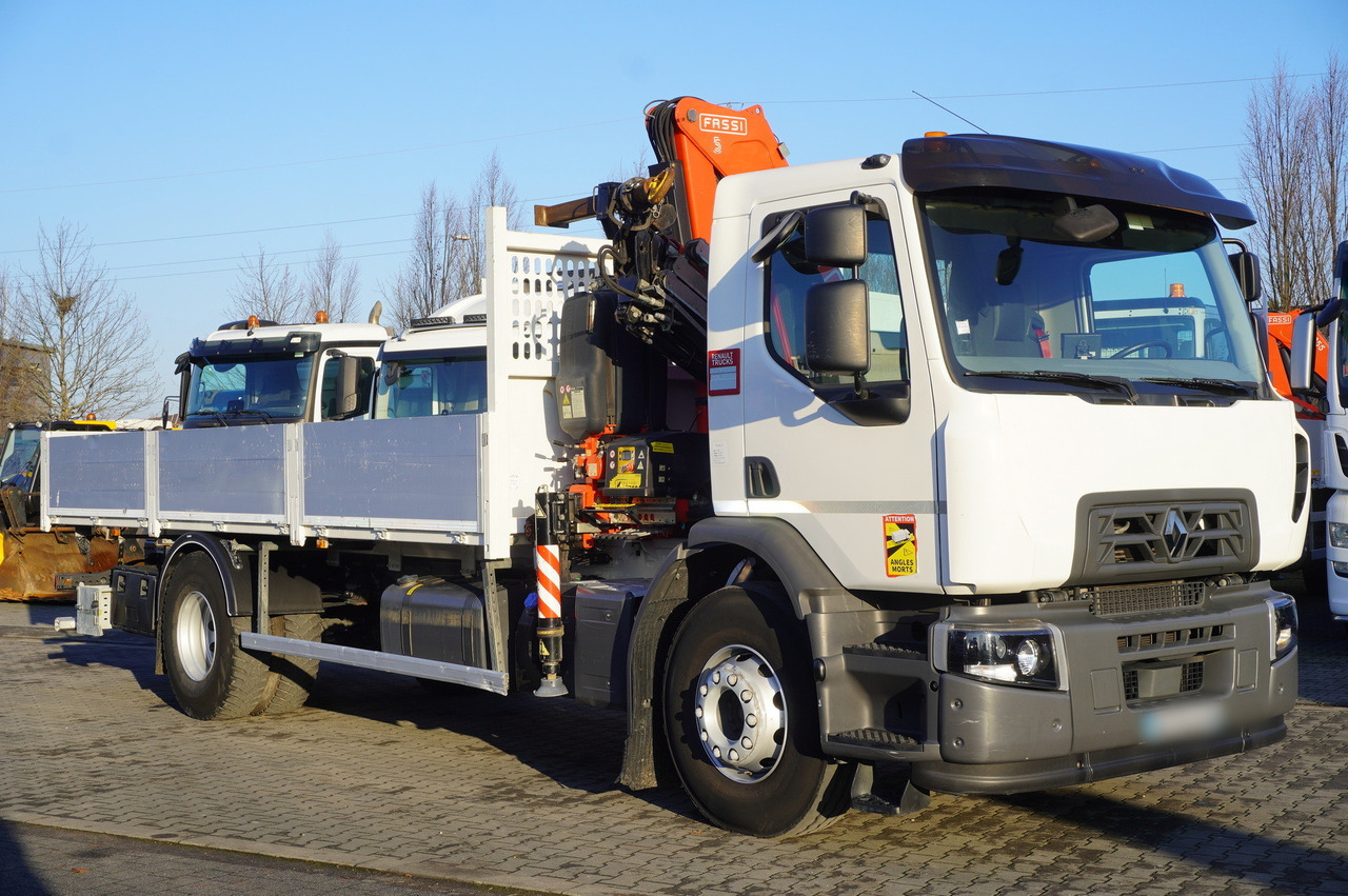 RENAULT C320 P 4x2 / FASSI crane 6 T / 140 MTH!!! / range 10 m / Flatbed 15 EPAL / 52 tho. km!!! - Samochod ciężarowy z HDS: zdjęcie 4 RENAULT C320 P 4x2 / FASSI crane 6 T / 140 MTH!!! / range 10 m / Flatbed 15 EPAL / 52 tho. km!!! - Samochod ciężarowy z HDS: zdjęcie 4
