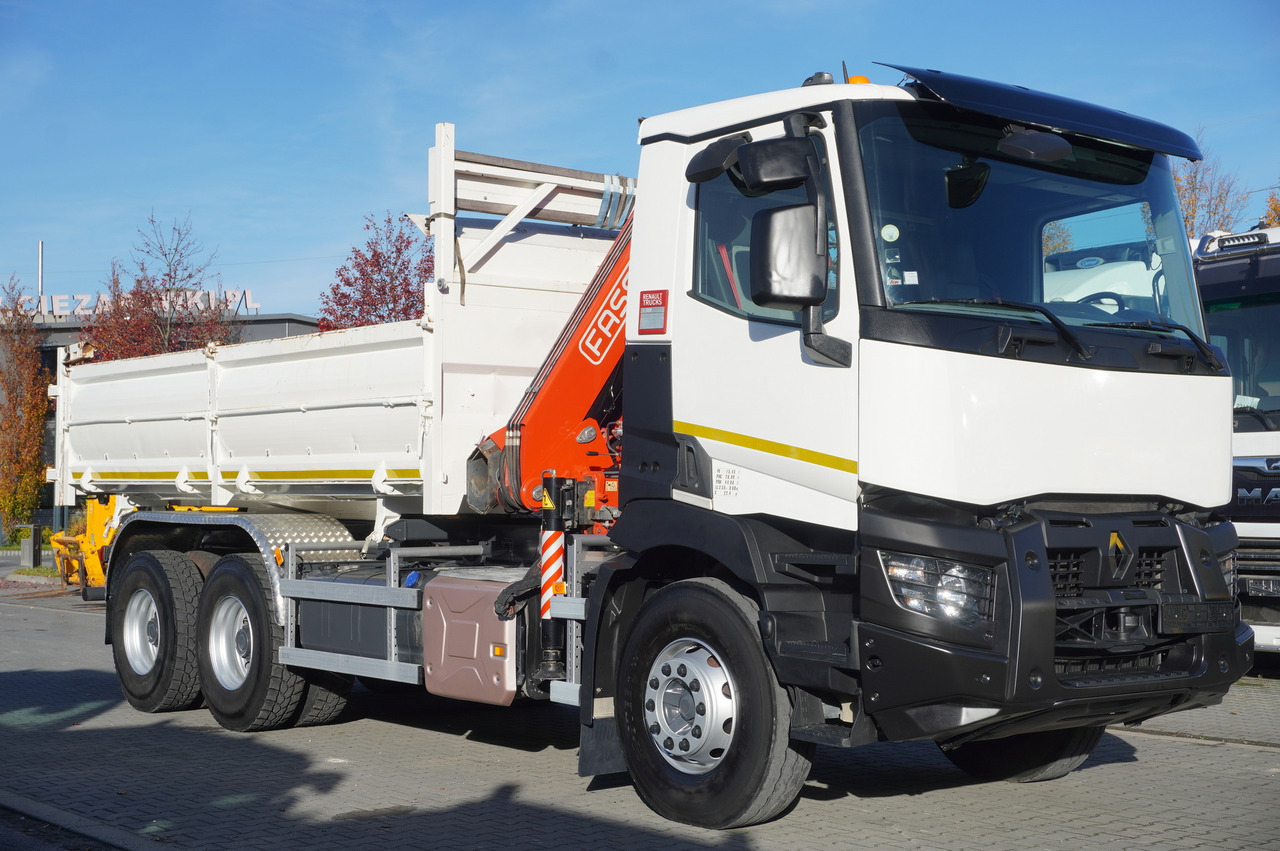 RENAULT C380 E6 6×4 / HDS Fassi F135 2700 MTH / Range 8 m / 5.6 t lifting capacity / 3-side tipper / Bortmatic - Samochod ciężarowy z HDS: zdjęcie 2 RENAULT C380 E6 6×4 / HDS Fassi F135 2700 MTH / Range 8 m / 5.6 t lifting capacity / 3-side tipper / Bortmatic - Samochod ciężarowy z HDS: zdjęcie 2