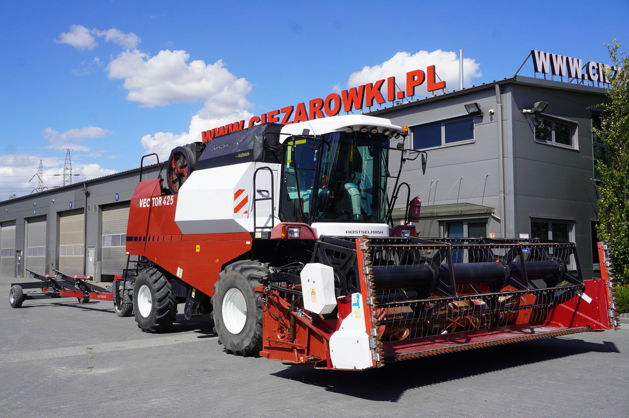 ROSTSELMASH VECTOR 425 RSM-101 grain harvester + Header 5 m + rapeseed harvesting extension / 2300 MTH - Kombajn zbożowy: zdjęcie 3 ROSTSELMASH VECTOR 425 RSM-101 grain harvester + Header 5 m + rapeseed harvesting extension / 2300 MTH - Kombajn zbożowy: zdjęcie 3