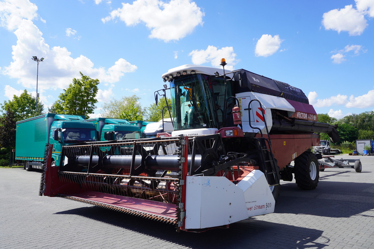 ROSTSELMASH VECTOR 425 RSM-101 grain harvester + Header 5 m + rapeseed harvesting extension / 2300 MTH - Kombajn zbożowy: zdjęcie 5 ROSTSELMASH VECTOR 425 RSM-101 grain harvester + Header 5 m + rapeseed harvesting extension / 2300 MTH - Kombajn zbożowy: zdjęcie 5