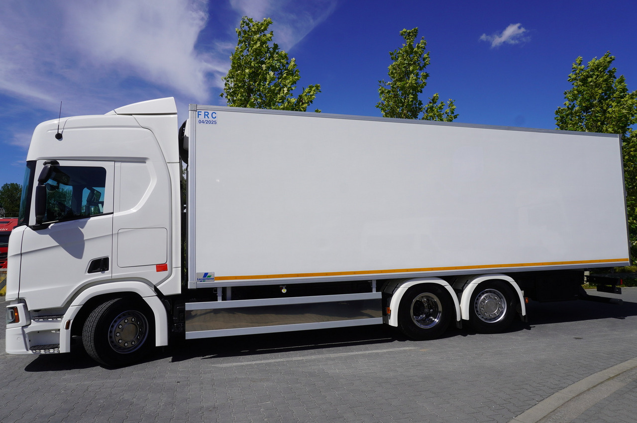 SCANIA R500 / Lecapitaine refrigerator 20 EPAL / Carrier Supra 950 / Steered 3rd axle - Samochód ciężarowy chłodnia: zdjęcie 2 SCANIA R500 / Lecapitaine refrigerator 20 EPAL / Carrier Supra 950 / Steered 3rd axle - Samochód ciężarowy chłodnia: zdjęcie 2