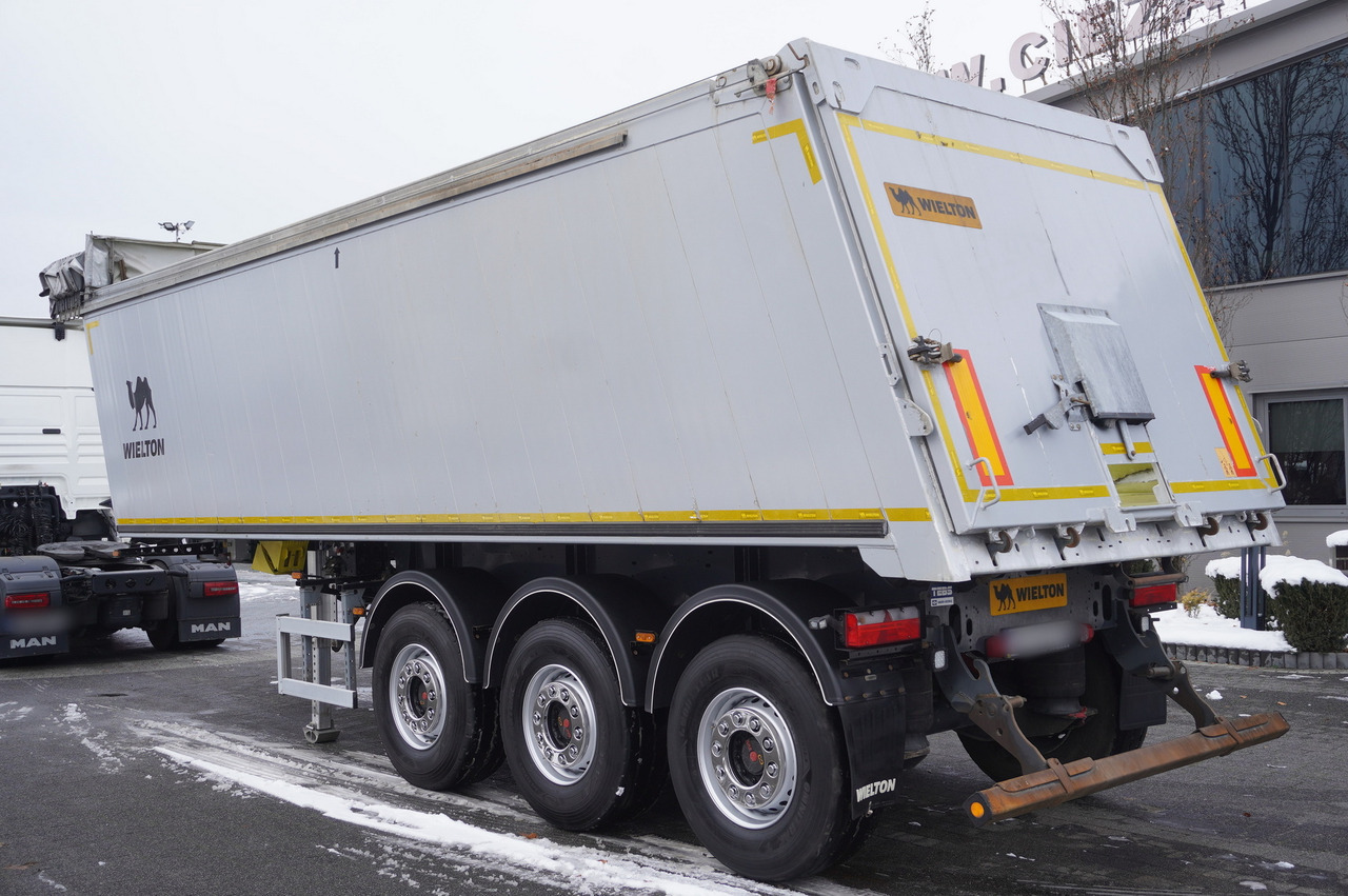 WIELTON NW-3 / weight 6.2 t / capacity 38m3 / Electrically folded roof / Teflon / 20 units, 2022 - Naczepa wywrotka: zdjęcie 4 WIELTON NW-3 / weight 6.2 t / capacity 38m3 / Electrically folded roof / Teflon / 20 units, 2022 - Naczepa wywrotka: zdjęcie 4