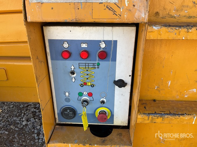 2011 Haulotte H12SX Scissor Lift - Podnośnik nożycowy: zdjęcie 5 2011 Haulotte H12SX Scissor Lift - Podnośnik nożycowy: zdjęcie 5