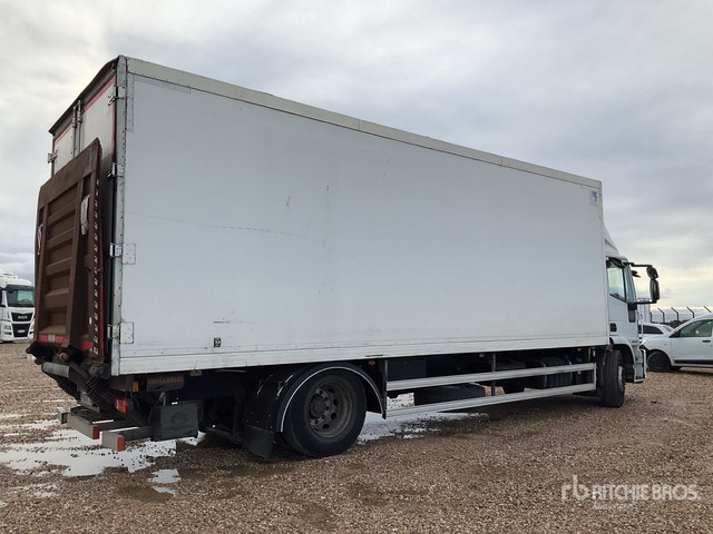 2015 Iveco Eurocargo 180E28 4x2 Refrigerated Truck - Samochód ciężarowy chłodnia: zdjęcie 3 2015 Iveco Eurocargo 180E28 4x2 Refrigerated Truck - Samochód ciężarowy chłodnia: zdjęcie 3
