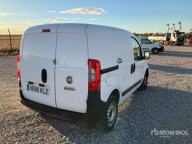 2018 Fiat Fiorino Cargo Van - Samochód dostawczy: zdjęcie 3 2018 Fiat Fiorino Cargo Van - Samochód dostawczy: zdjęcie 3