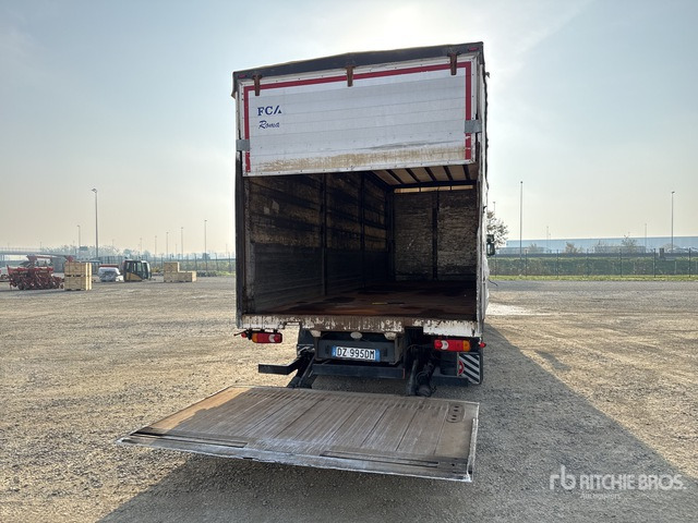 2010 Volvo FL290 4x2 Curtain Side Truck - Samochód ciężarowy plandeka: zdjęcie 4 2010 Volvo FL290 4x2 Curtain Side Truck - Samochód ciężarowy plandeka: zdjęcie 4