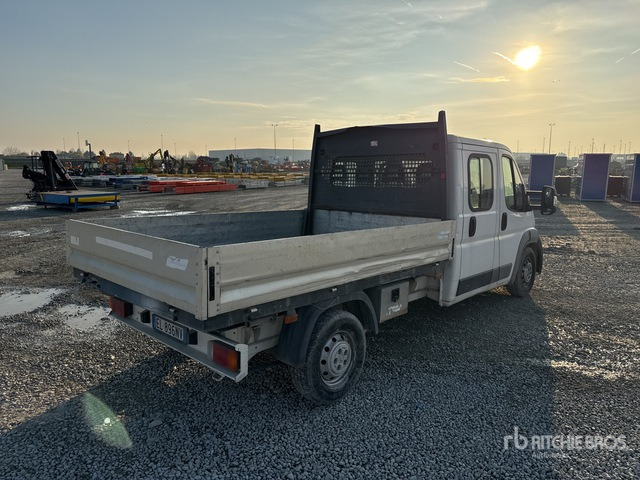 2012 Peugeot Boxer Crew Cab Flatbed Truck - Samochód ciężarowy skrzyniowy/ Platforma: zdjęcie 3 2012 Peugeot Boxer Crew Cab Flatbed Truck - Samochód ciężarowy skrzyniowy/ Platforma: zdjęcie 3