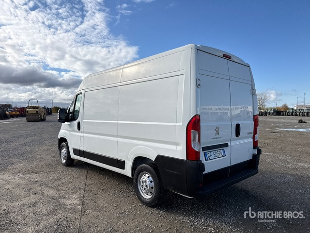 2021 Peugeot Boxer 333 L2H2 2.0 BLUEHDI 140CV Van Truck - Samochód ciężarowy furgon: zdjęcie 3 2021 Peugeot Boxer 333 L2H2 2.0 BLUEHDI 140CV Van Truck - Samochód ciężarowy furgon: zdjęcie 3