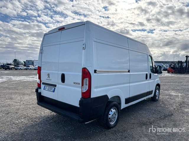 2021 Peugeot Boxer 333 L2H2 2.0 BLUEHDI 140CV Van Truck - Samochód ciężarowy furgon: zdjęcie 4 2021 Peugeot Boxer 333 L2H2 2.0 BLUEHDI 140CV Van Truck - Samochód ciężarowy furgon: zdjęcie 4