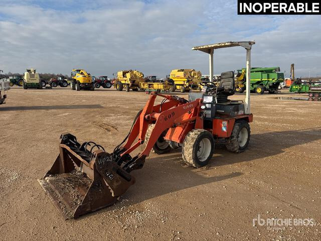 2008 Kubota R310 Chargeuse Sur Pneus (Inoperable) Wheel Loader - Ładowarka kołowa: zdjęcie 1 2008 Kubota R310 Chargeuse Sur Pneus (Inoperable) Wheel Loader - Ładowarka kołowa: zdjęcie 1