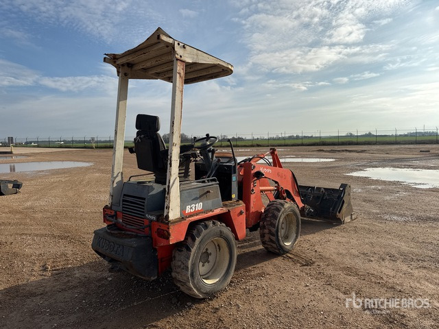 2008 Kubota R310 Chargeuse Sur Pneus (Inoperable) Wheel Loader - Ładowarka kołowa: zdjęcie 3 2008 Kubota R310 Chargeuse Sur Pneus (Inoperable) Wheel Loader - Ładowarka kołowa: zdjęcie 3