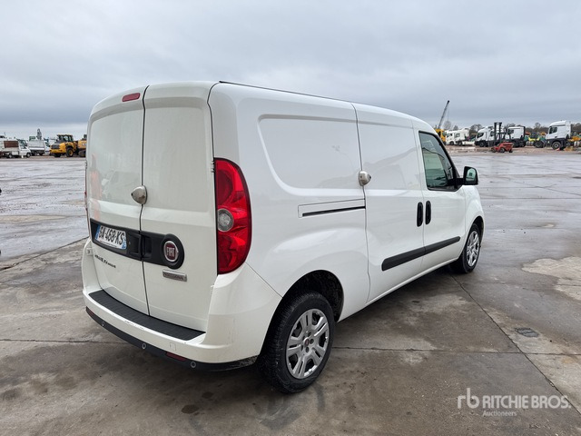 2021 Fiat Doblo maxi Vehicule Utilitaire Cargo Van - Samochód dostawczy: zdjęcie 3 2021 Fiat Doblo maxi Vehicule Utilitaire Cargo Van - Samochód dostawczy: zdjęcie 3