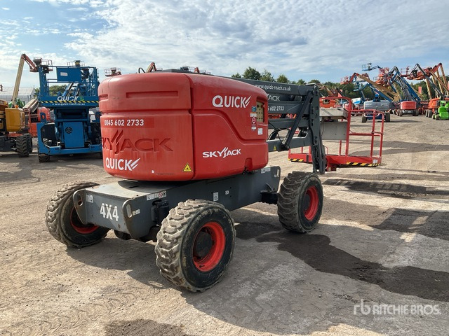 2016 Skyjack SJ46AJ 4WD Diesel Articulating Boom Lift - Podnośnik przegubowy: zdjęcie 4 2016 Skyjack SJ46AJ 4WD Diesel Articulating Boom Lift - Podnośnik przegubowy: zdjęcie 4