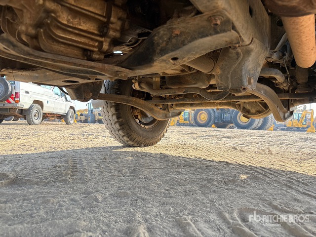 2018 Toyota Land Cruiser 78R 4x4 SUV - SUV: zdjęcie 5 2018 Toyota Land Cruiser 78R 4x4 SUV - SUV: zdjęcie 5