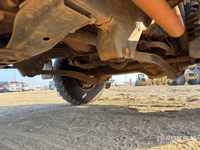 2018 Toyota Land Cruiser 78R 4x4 SUV - SUV: zdjęcie 5 2018 Toyota Land Cruiser 78R 4x4 SUV - SUV: zdjęcie 5