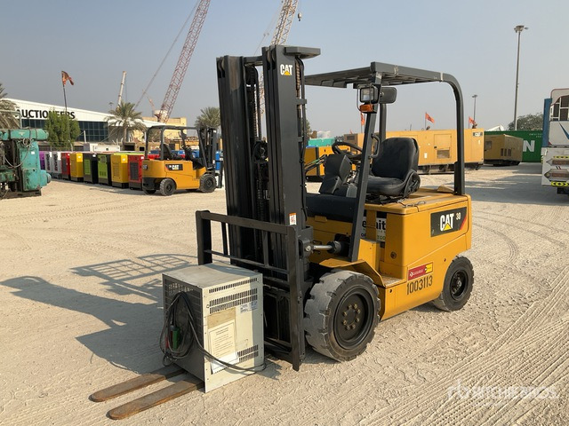 2019 Cat EP30CA1 3 ton Electric Forklift - Wózek widłowy elektryczny: zdjęcie 1 2019 Cat EP30CA1 3 ton Electric Forklift - Wózek widłowy elektryczny: zdjęcie 1