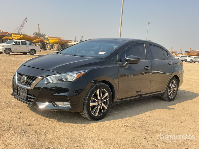 2021 Nissan Versa Automobile - Samochód osobowy: zdjęcie 1 2021 Nissan Versa Automobile - Samochód osobowy: zdjęcie 1