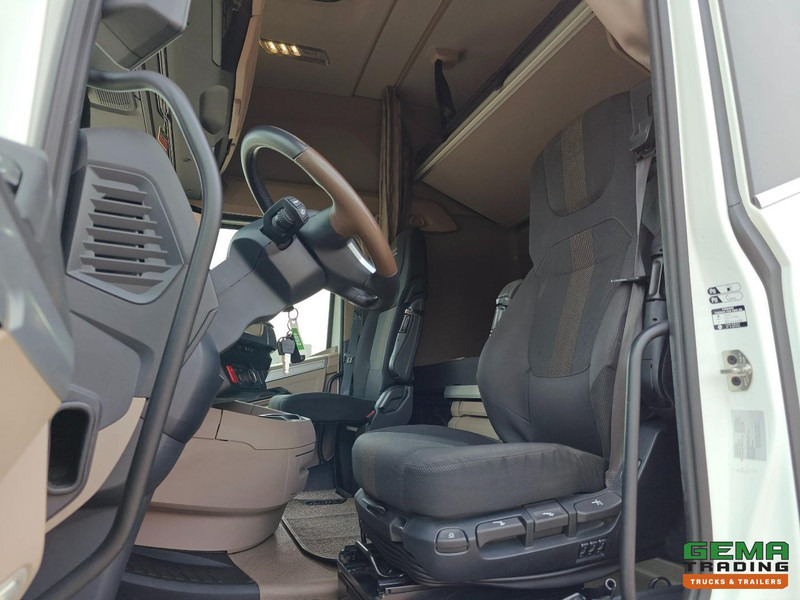 DAF XG+ 4x2 Euro6E - MEGA/Lowdeck - Retarder - Dubbele tanks - MirrorCam - 306.000KM! - Ciągnik siodłowy: zdjęcie 5 DAF XG+ 4x2 Euro6E - MEGA/Lowdeck - Retarder - Dubbele tanks - MirrorCam - 306.000KM! - Ciągnik siodłowy: zdjęcie 5