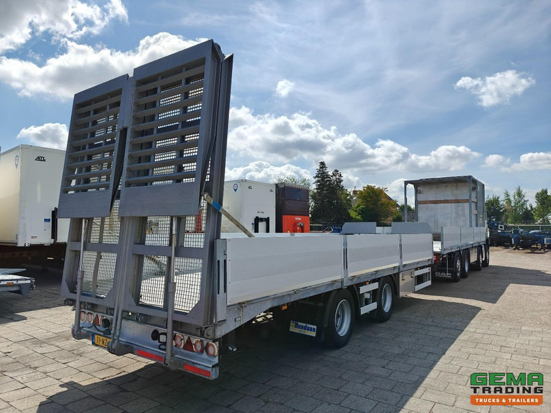 DAF CF 430 FAX 8x2/6 Dagcabine Euro6D - Machine Transporter + 2assige Aanhanger - Hydraulische Rampen - Afneembare 10.000L WaterTank - 20.000km! Origineel - Ciężarówka do przewozu samochodów: zdjęcie 3 DAF CF 430 FAX 8x2/6 Dagcabine Euro6D - Machine Transporter + 2assige Aanhanger - Hydraulische Rampen - Afneembare 10.000L WaterTank - 20.000km! Origineel - Ciężarówka do przewozu samochodów: zdjęcie 3