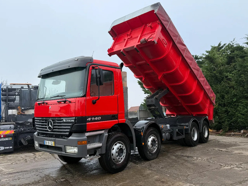 Mercedes-Benz Actros 4140 V6 8X4 Tipper Spring/Spring Man. Gear*TOP CONDITION* - Wywrotka: zdjęcie 2 Mercedes-Benz Actros 4140 V6 8X4 Tipper Spring/Spring Man. Gear*TOP CONDITION* - Wywrotka: zdjęcie 2