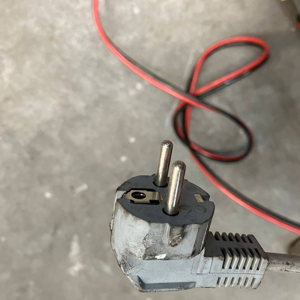 Hawker 24V/40A - Części zamienne do Urządzeń transportu wewnętrznego: zdjęcie 5 Hawker 24V/40A - Części zamienne do Urządzeń transportu wewnętrznego: zdjęcie 5