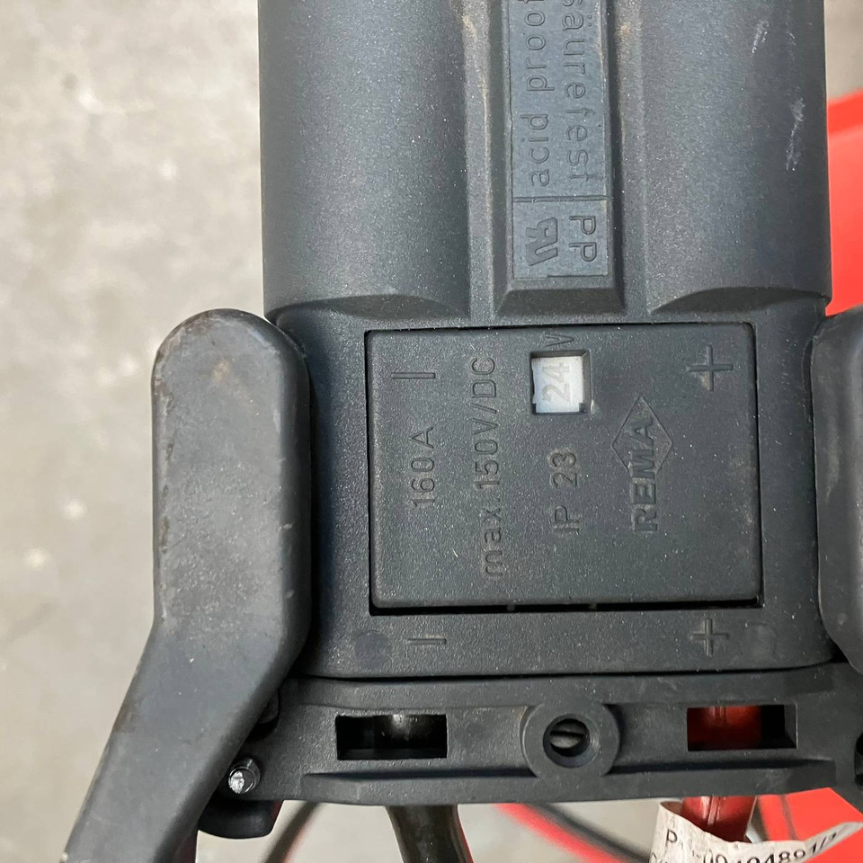 Hawker 24V/40A - Części zamienne do Urządzeń transportu wewnętrznego: zdjęcie 4 Hawker 24V/40A - Części zamienne do Urządzeń transportu wewnętrznego: zdjęcie 4