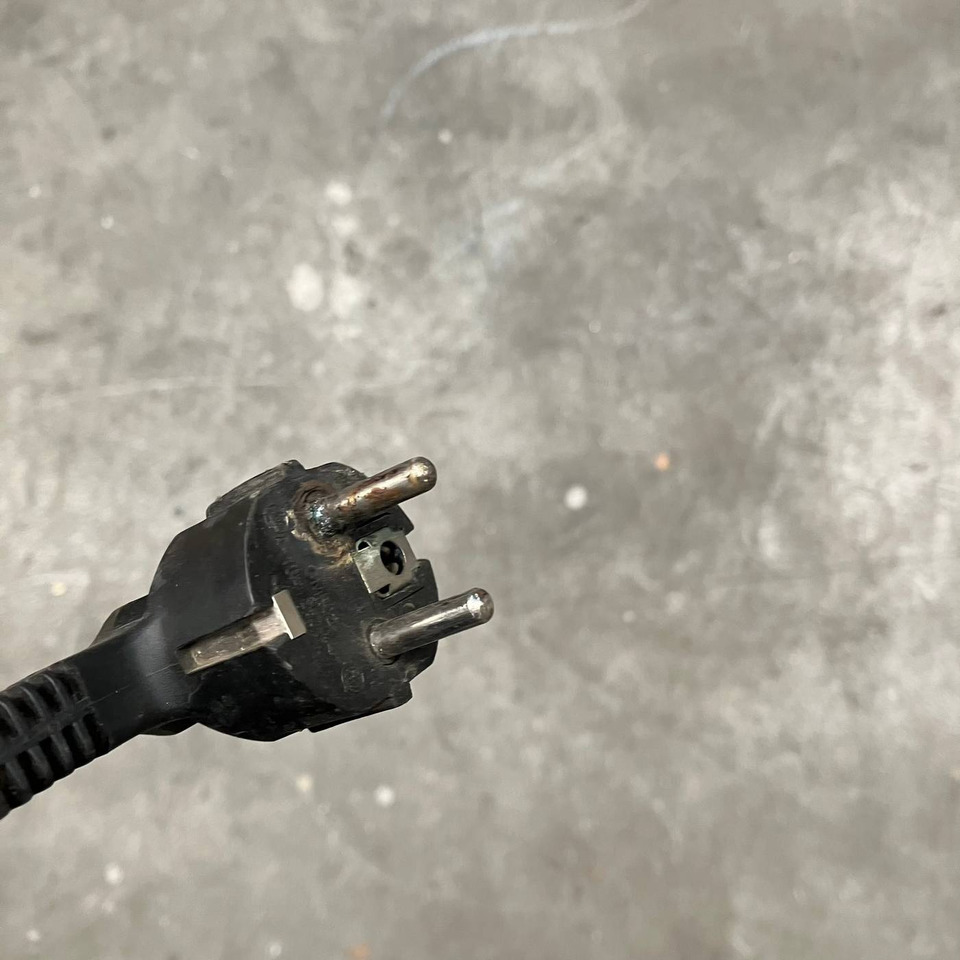 Hawker 24V/70A TC1 LT - Części zamienne do Urządzeń transportu wewnętrznego: zdjęcie 2 Hawker 24V/70A TC1 LT - Części zamienne do Urządzeń transportu wewnętrznego: zdjęcie 2